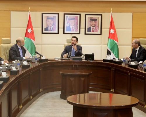 نائب جلالة الملك، ولي العهد يترأس جانبا من جلسة مجلس الوزراء لمتابعة خطط عمل الحكومة لتنفيذ التوجيهات الملكية بخصوص عدد من المشاريع