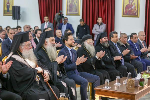 نائب الملك، ولي العهد يرعى الحفل بمناسبة عيد الميلاد المجيد الذي أقامه دير ينبوع الحياة في جرش