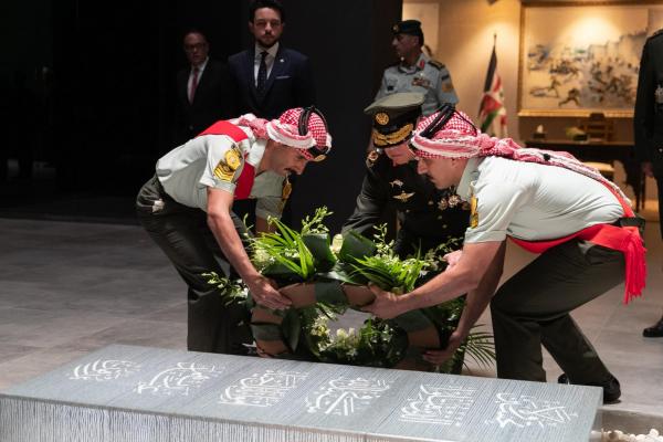 الملك يرعى احتفال القوات المسلحة بعيد الجلوس الملكي وذكرى الثورة العربية الكبرى ويوم الجيش
