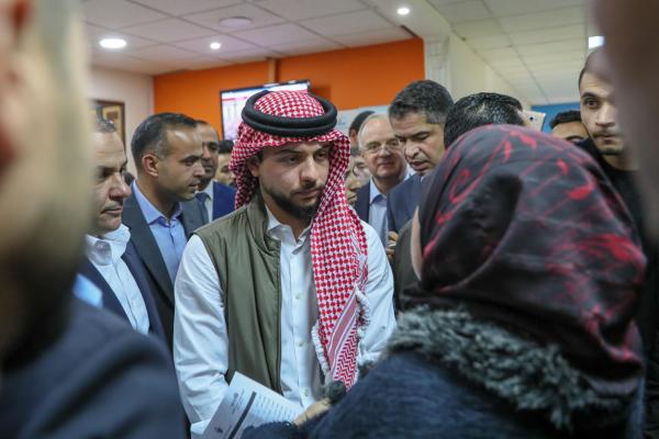 ولي العهد يقوم بزيارة مفاجئة لمديرية تشغيل عمان الأولى