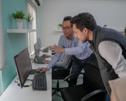 Crown Prince visits leading Jordanian start-up on Labour Day