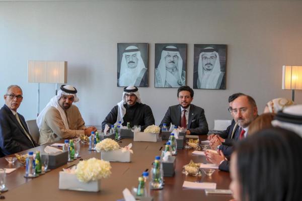 ولي العهد يزور مجلس التنمية الاقتصادية في المنامة