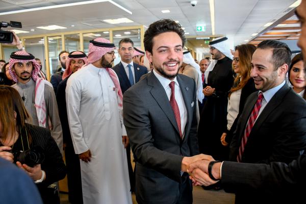 ولي العهد يزور مجلس التنمية الاقتصادية في المنامة