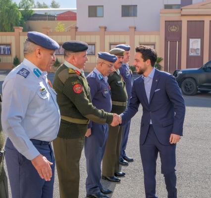 نائب جلالة الملك، ولي العهد يزور القيادة العامة للقوات المسلحة