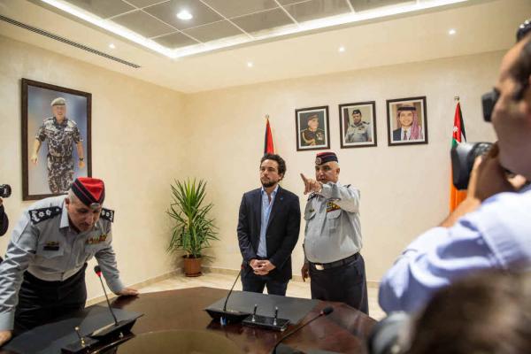 ولي العهد يزور المديرية العامة للدفاع المدني