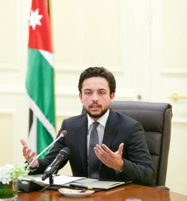 ولي العهد يؤكد أهمية تطوير استراتيجية شاملة لرعاية الشباب