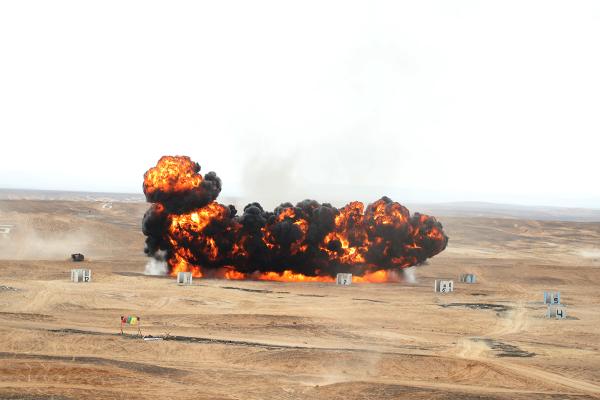 ولي العهد يتابع تمرينا عسكريا في المنطقة العسكرية الجنوبية