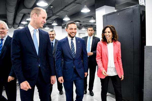 الأمير الحسين يصطحب الأمير ويليام في زيارة لمؤسسة ولي العهد