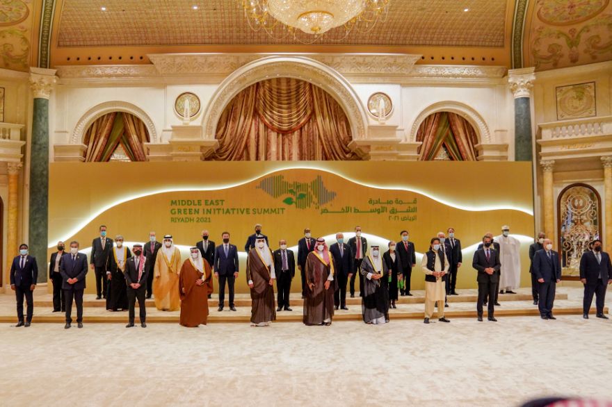مندوبا عن الملك ولي العهد يشارك في قمة مبادرة الشرق الأوسط الأخضر بالسعودية