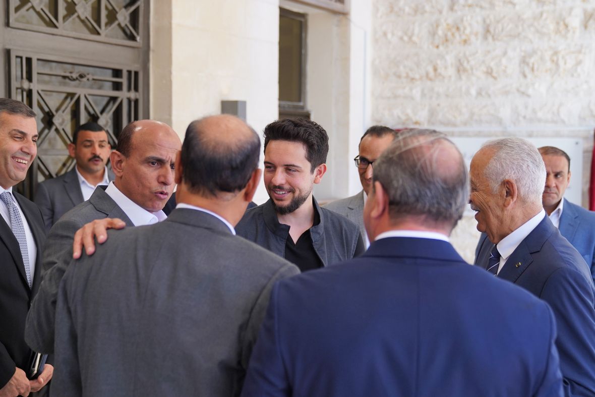 ولي العهد يفتتح نادي المتقاعدين العسكريين في عجلون