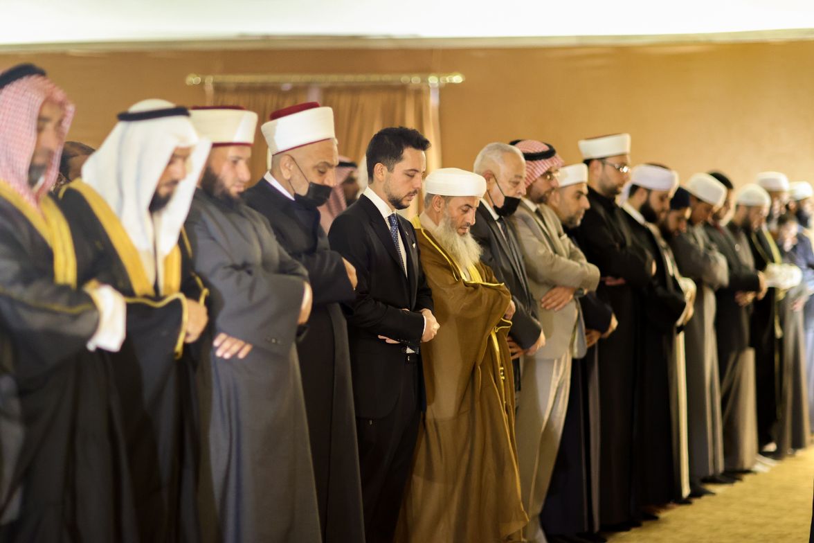 ولي العهد يقيم إفطارا لأئمة ووعاظ