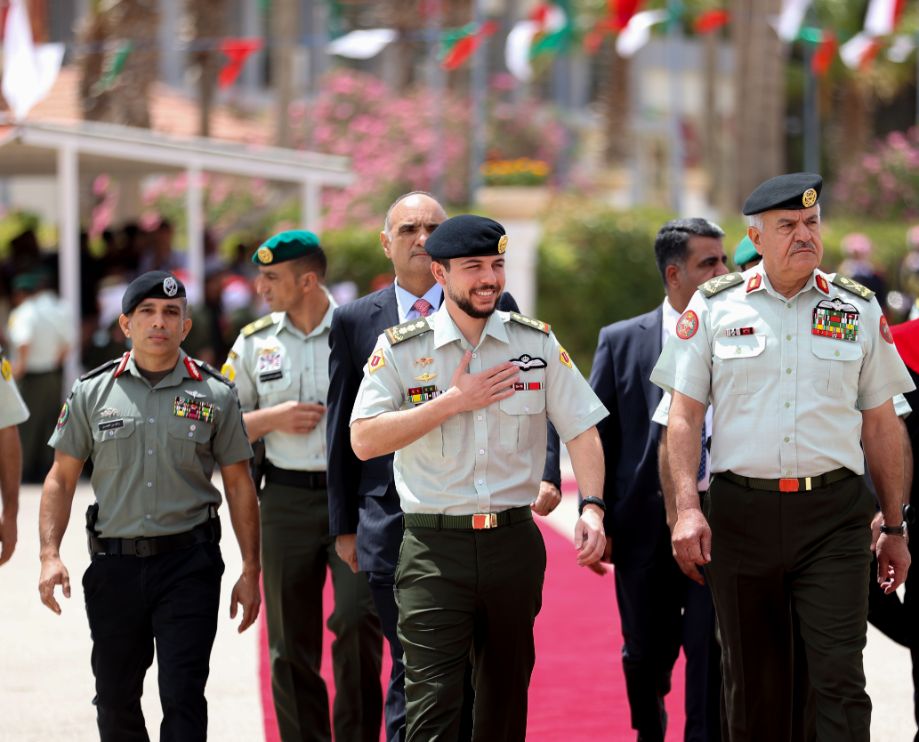 Deputising for King, Crown Prince attends graduation of Mutah University's military wing