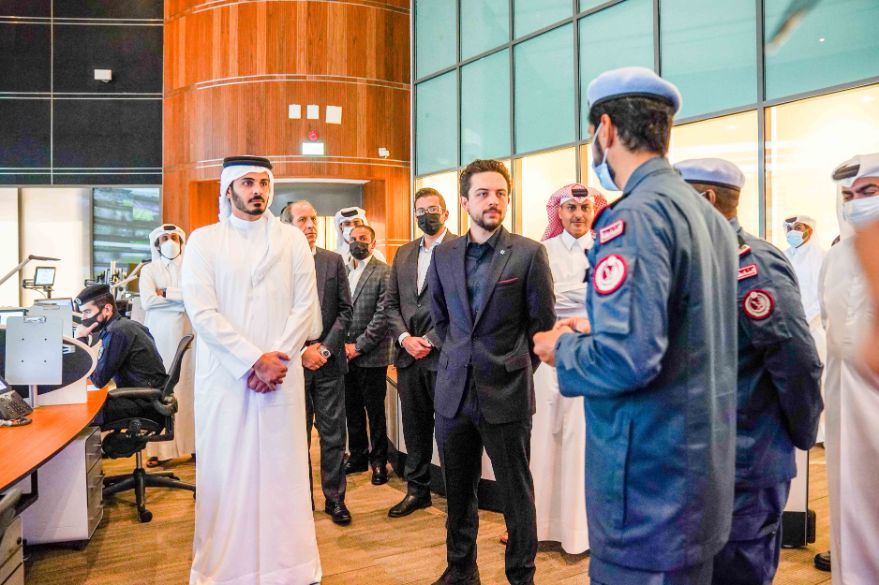 ولي العهد يزور مركز القيادة الوطني بقطر