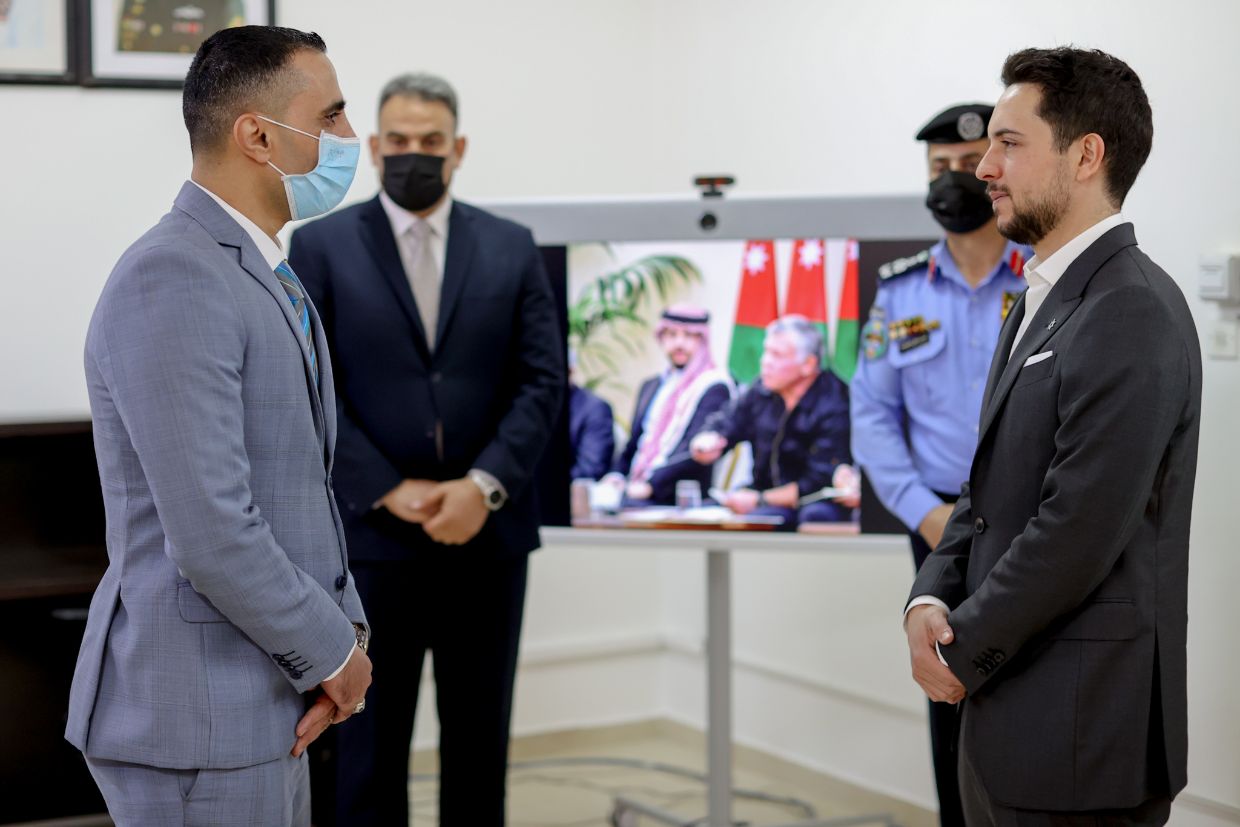 نائب الملك يزور إدارة البحث الجنائي