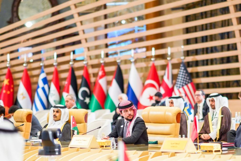 مندوبا عن الملك ولي العهد يشارك في قمة مبادرة الشرق الأوسط الأخضر بالسعودية