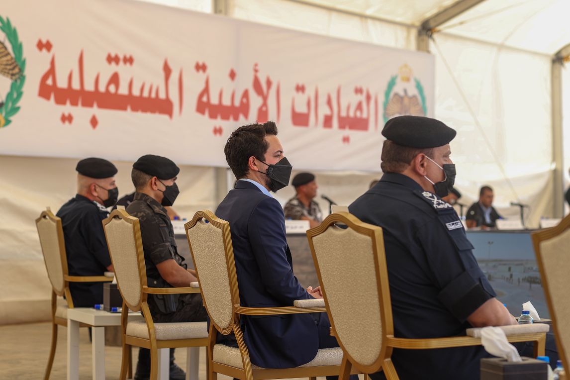ولي العهد يرعى حفل تخريج دورة القيادات الأمنية المستقبلية