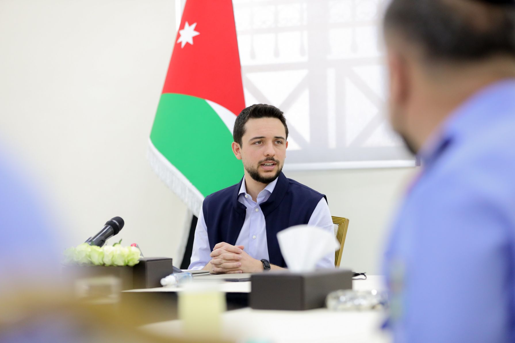 ولي العهد يطلع على الأنظمة المستحدثة في خدمات "إدارة الترخيص"