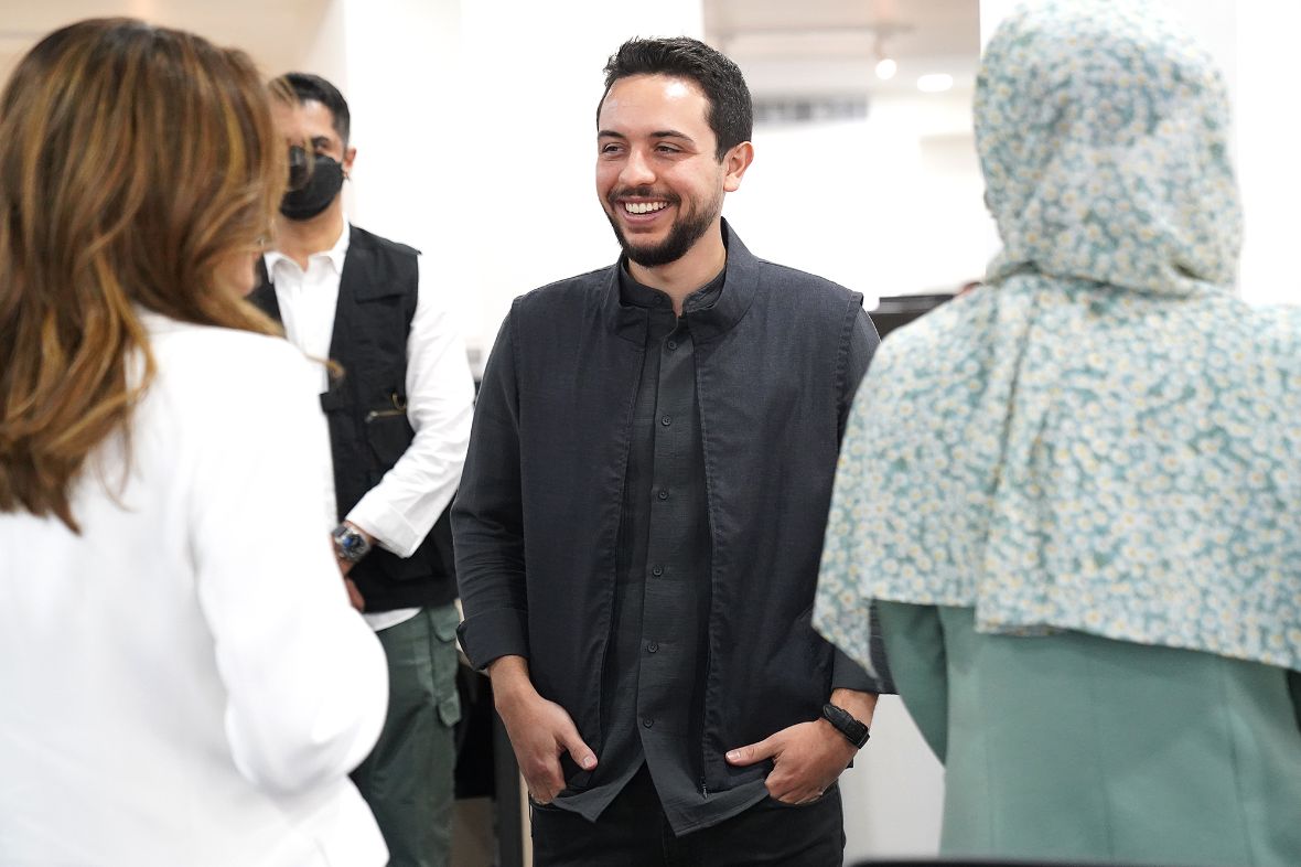ولي العهد يفتتح بالعقبة فرعاً جديداً لشركة دولية تعمل في مجال إدارة مراكز الاتصال المتكاملة