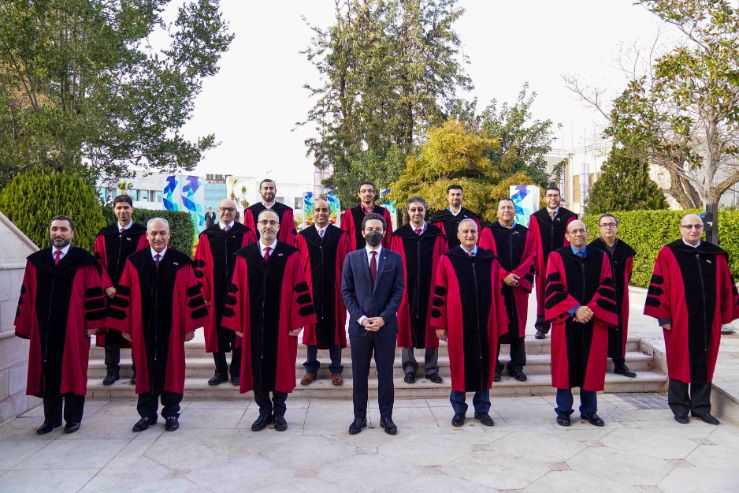 ولي العهد يرعى حفل تخريج الفوج الأول من طلبة جامعة الحسين التقنية