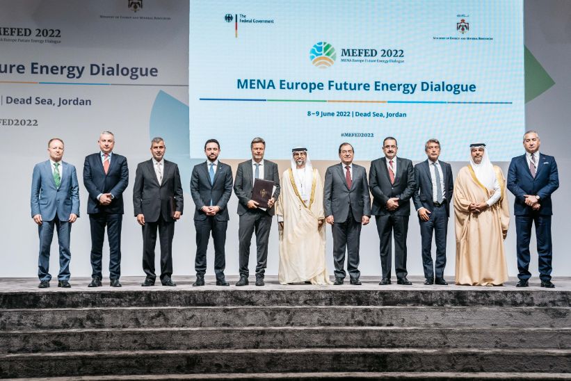 مندوبا عن الملك، ولي العهد يرعى افتتاح أعمال مؤتمر إقليمي للطاقة