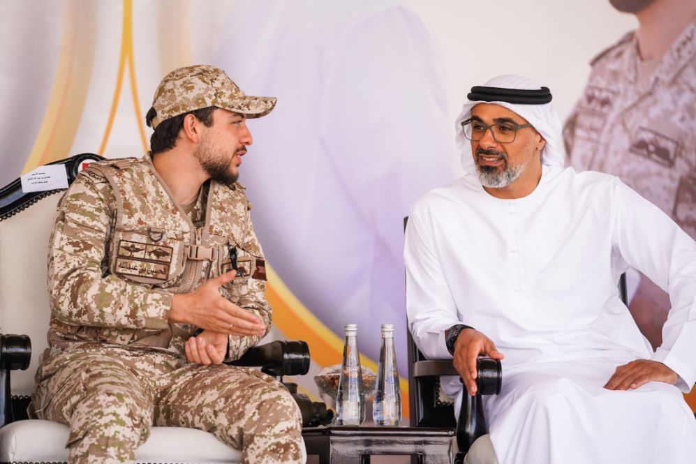 ولي العهد يحضر تمرينا عسكريا تعبويا أردنيا إماراتيا في أبوظبي