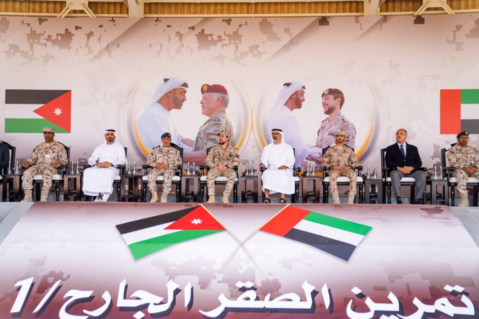 ولي العهد يحضر تمرينا عسكريا تعبويا أردنيا إماراتيا في أبوظبي