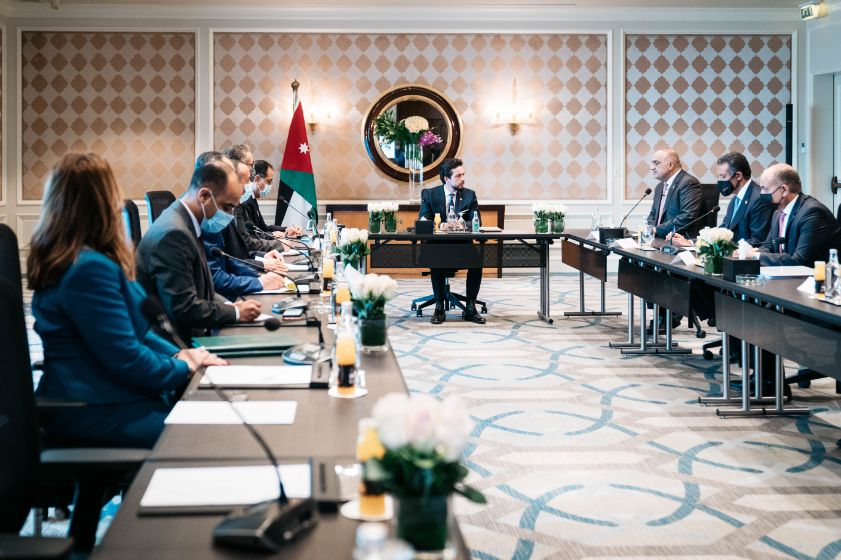 ولي العهد يشهد توقيع مذكرتي تفاهم وبرنامج تنفيذي بين الأردن ومصر