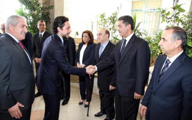 ولي العهد يزور وزارة الخارجية وشؤون المغتربين