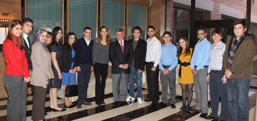 Crown Prince meets with a group of young entrepreneurs