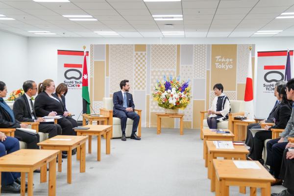 ولي العهد يبحث آفاق التعاون الثنائي مع حاكمة مدينة طوكيو