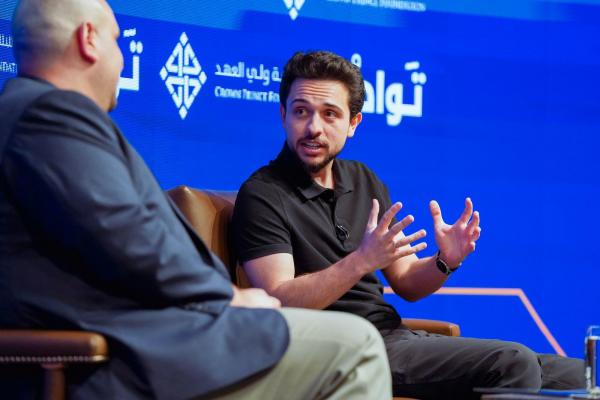 ولي العهد يشارك بمنتدى تواصل ويؤكد ضرورة مواكبة التطور بمجالات الذكاء الاصطناعي