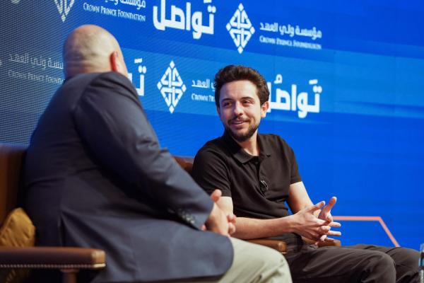 ولي العهد يشارك بمنتدى تواصل ويؤكد ضرورة مواكبة التطور بمجالات الذكاء الاصطناعي