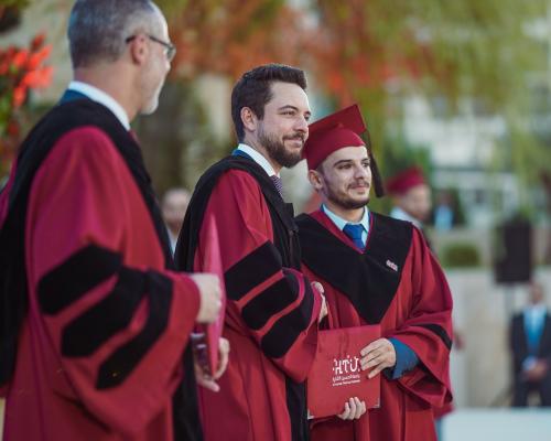 نائب الملك يخرّج الفوج الثالث من طلبة جامعة الحسين التقنية