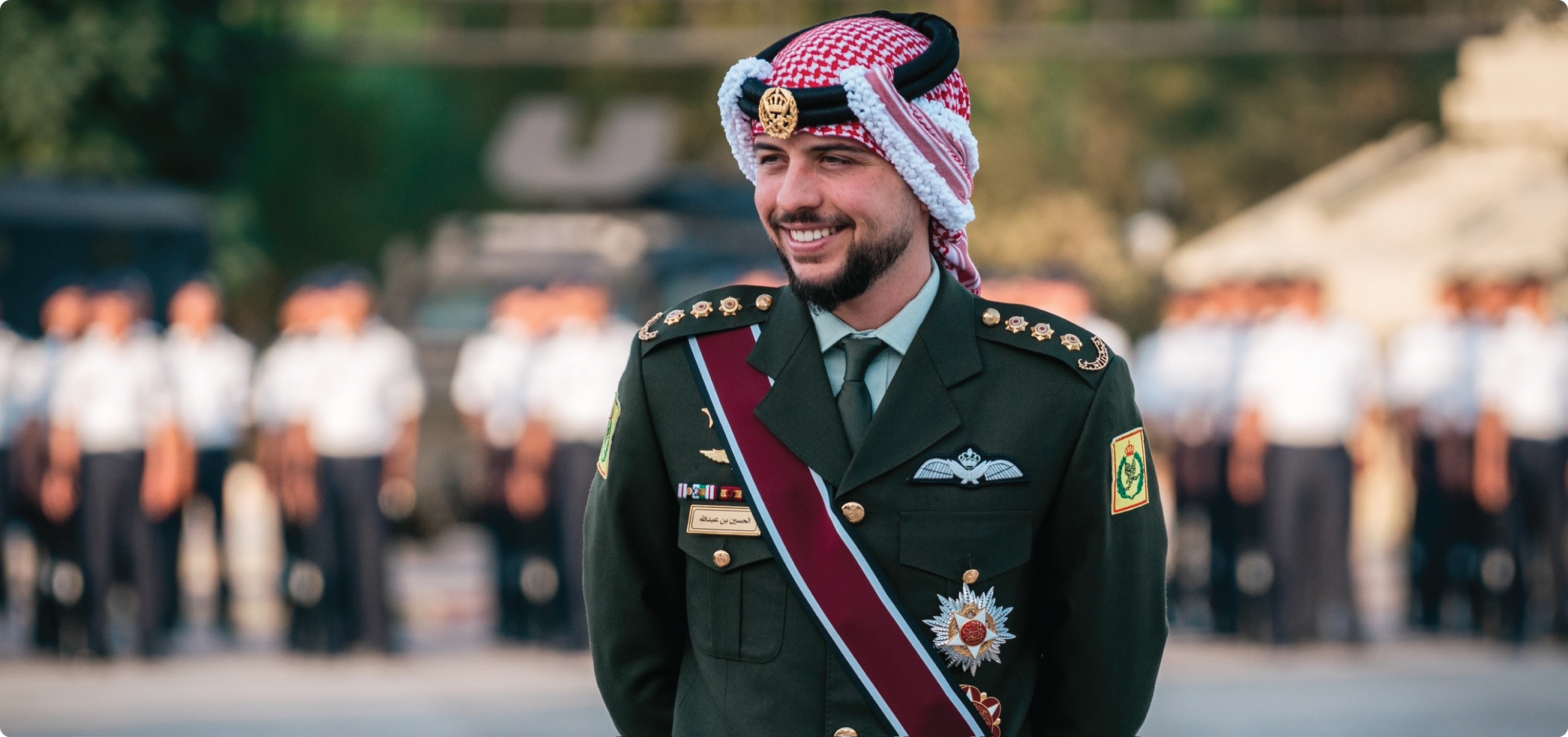 العنوان هنا